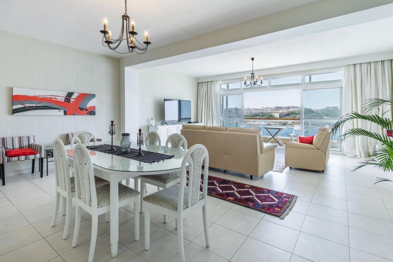 Stunning - Seafront 3-Bedroom 6Th Floor Слима Экстерьер фото