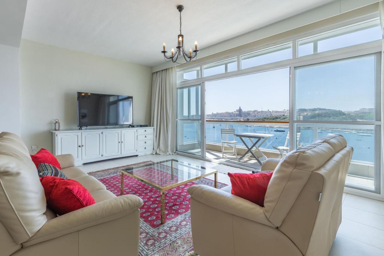 Stunning - Seafront 3-Bedroom 6Th Floor Слима Экстерьер фото